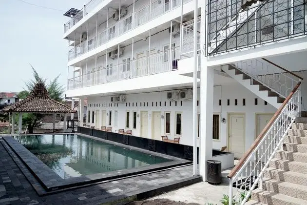 OYO 749 Omah Putih