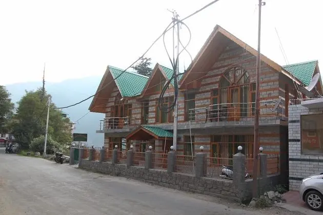 OYO 7538 Home Stay Rajput Royal Cottage - Dış Mekan