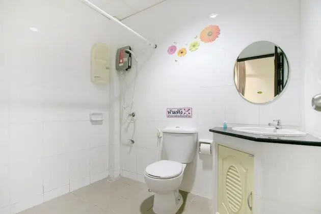 OYO 75390 Sunee Place Hotel - Banyo Tipleri