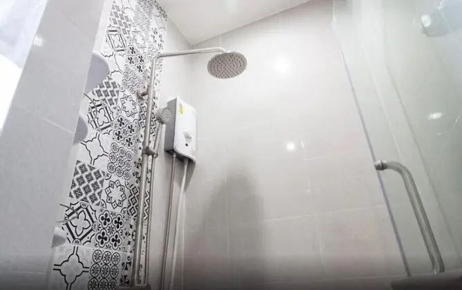 OYO 75397 Is Am Are Stay Boutique - Banyo Tipleri