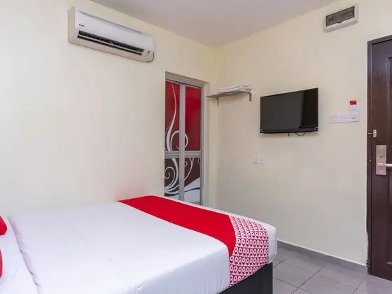 OYO 756 Muar City Hotel - Oda