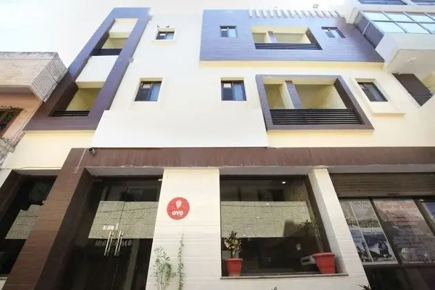 OYO 7724 HOTEL PR CHANDIGARH - Dış Mekan