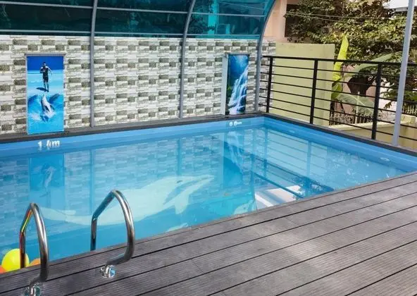 OYO 773 Hamy Apartment - Havuz
