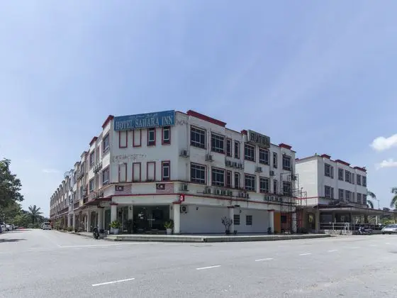 OYO 775 Hotel Sahara Inn