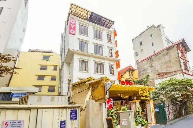 OYO 779 Aisha Hotel And Apartment