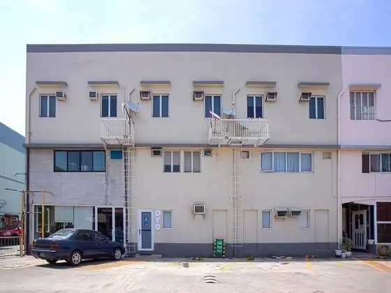 OYO 793 Dg Budget Hotel - Dış Mekan