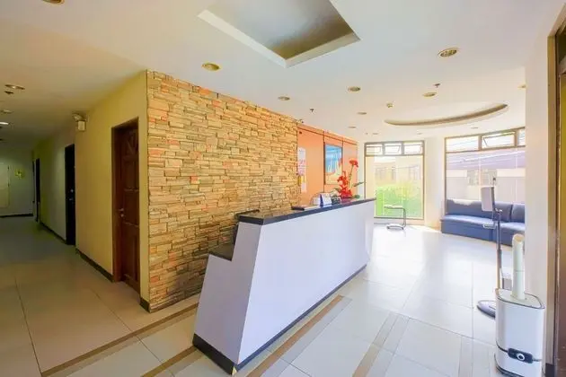 OYO 794 Regatta Residences - Lobi