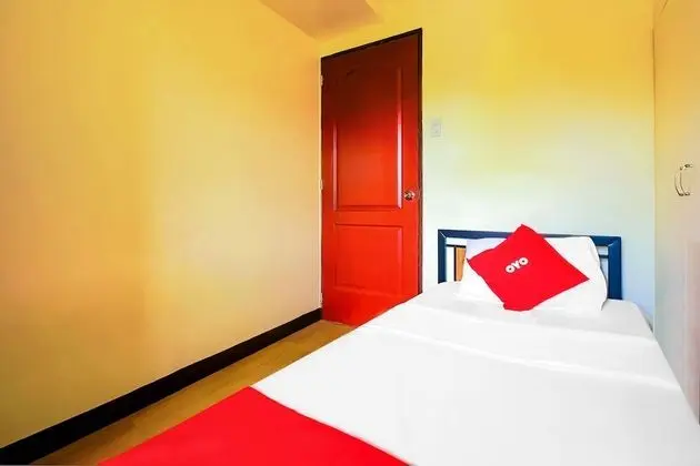 OYO 794 Regatta Residences - Oda