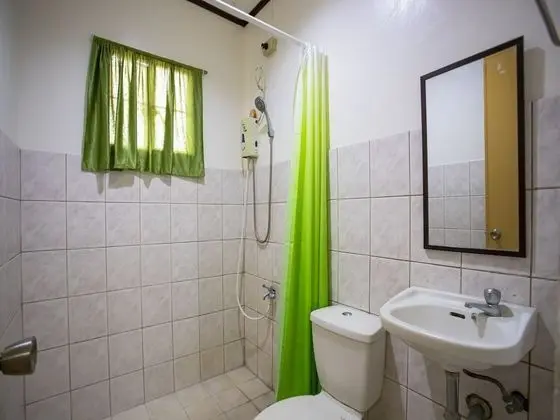 OYO 814 Laurien's Budget Hotel - Banyo Tipleri