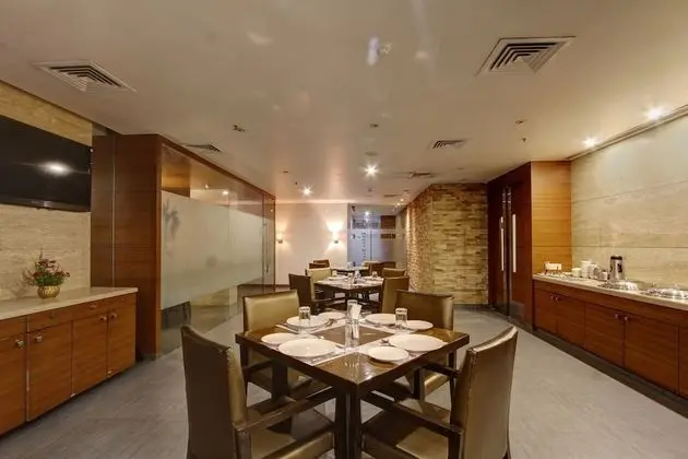 OYO 8169 Hotel Salem Castle
