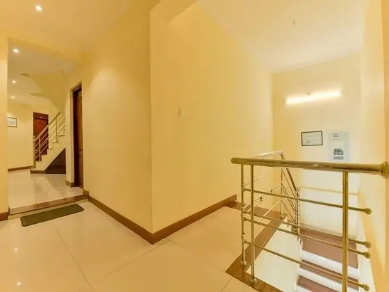 OYO 8214 Malabar Plaza Residency 1 - İç Mekan