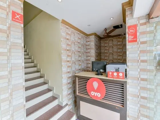 OYO 8214 Malabar Plaza Residency 1 - Lobi