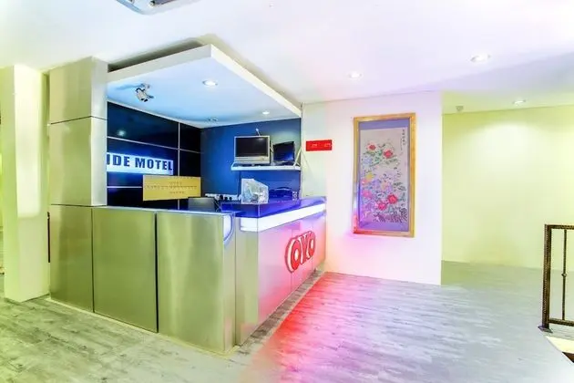 OYO 822 Zande Motel Kuala Selangor - Lobi
