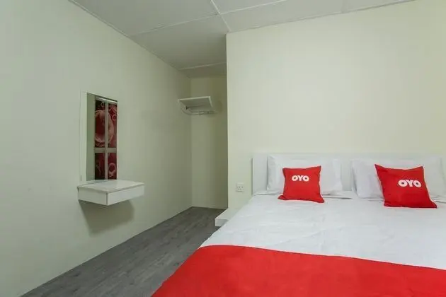 OYO 822 Zande Motel Kuala Selangor - Oda