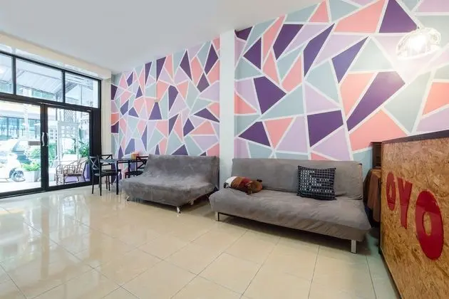 OYO 826 Cozy Rooms - Lobi