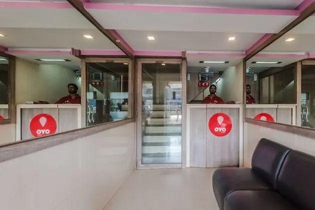 OYO 8311 Hotel Galaxy Residency - Lobi