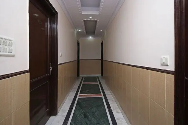 OYO 8336 Hotel De Gold - İç Mekan