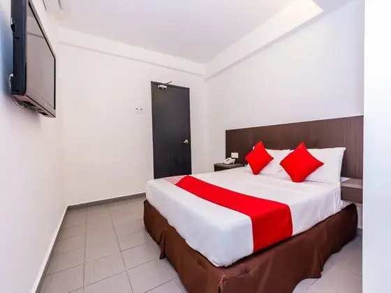 OYO 835 Ms Hotel - Oda