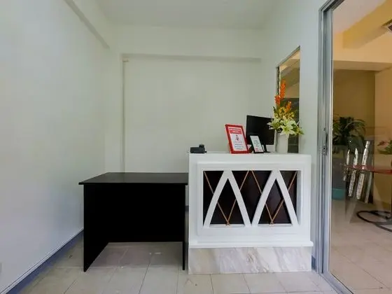OYO 840 Orangenest Apartelle - Lobi