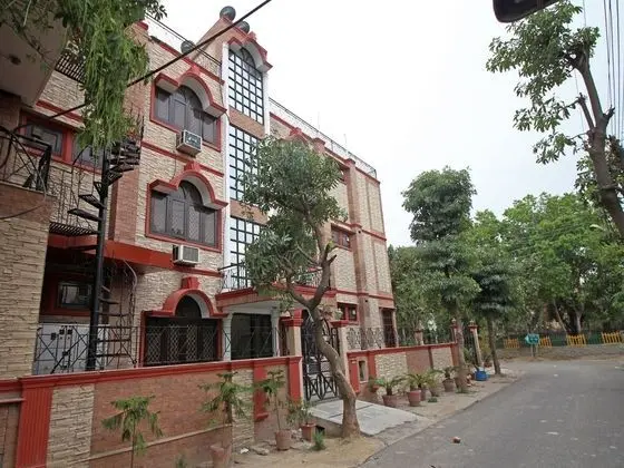 OYO 8507 Corner Cottage - Dış Mekan