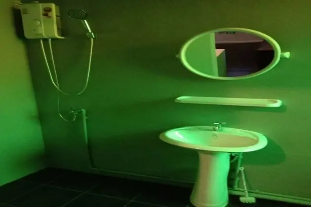 OYO 857 42 Loft Bed and Breakfast - Banyo Tipleri
