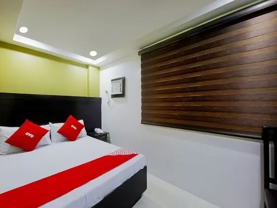 OYO 862 Jqv Hotel - Oda