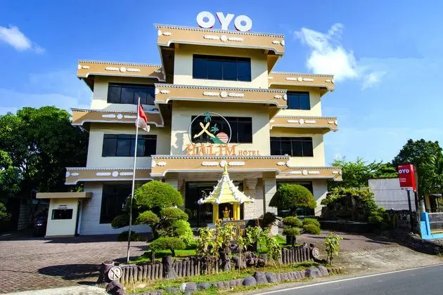 OYO 865 Halim Hotel