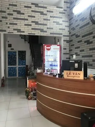 OYO 865 Manh Hung Hotel - Lobi
