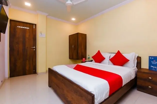 OYO 8685 Hotel Stayland - Oda