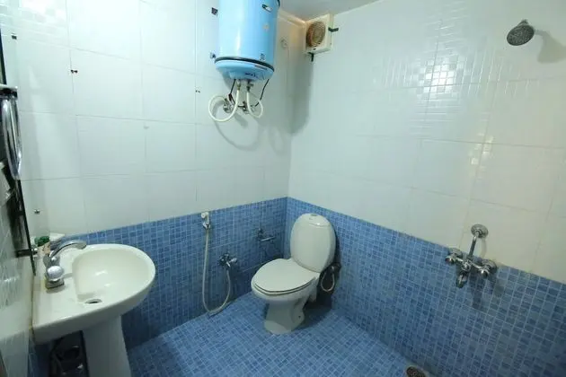 OYO 8839 near Vadackal beach Road - Banyo Tipleri