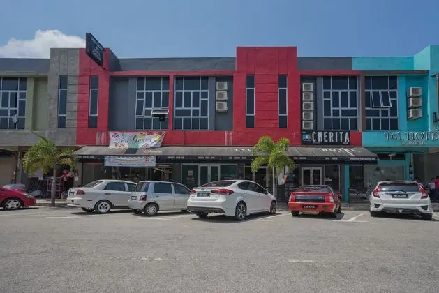 OYO 889 Hotel Cherita Rooms