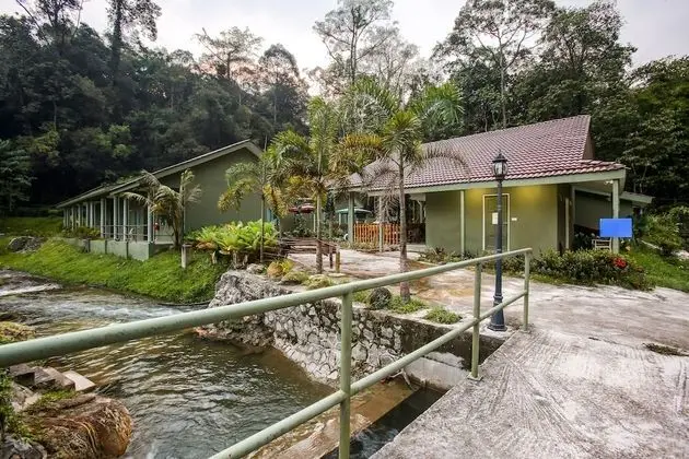 OYO 89476 Green Villa Resort