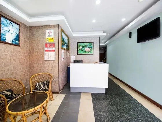 OYO 89505 Hotel Sixty Six - Lobi
