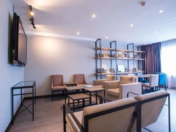 OYO 89576 Mokka Hotel - Lobi