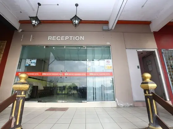 OYO 89588 Destiny Riverside Hotel