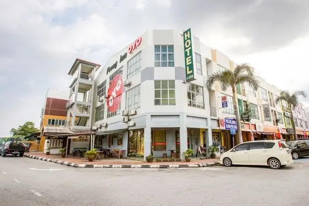 OYO 89590 Hotel Foong Inn