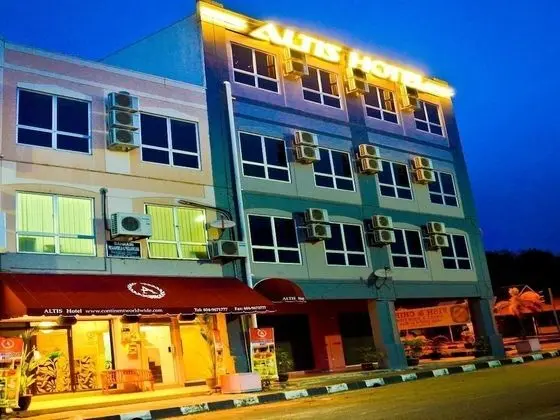 OYO 89637 Altis Hotel Langkawi - Dış Mekan