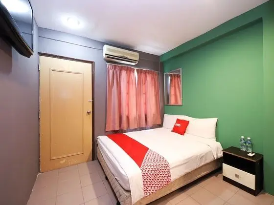 OYO 89688 Alor street Hotel