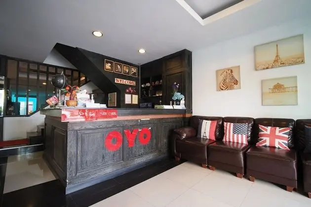 OYO 898 Sota Residence - Lobi