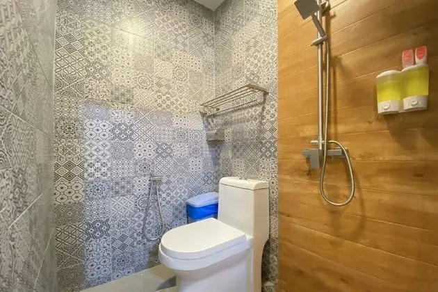 OYO 89809 Sogor Girls Dormitory - Banyo Tipleri
