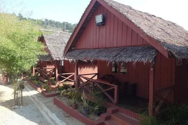 OYO 89815 Cucu Cucu Village Chalet