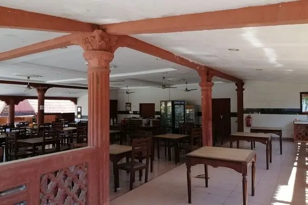 OYO 89815 Cucu Cucu Village Chalet - Yerinde Yemek