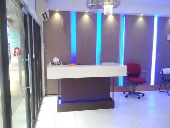 OYO 89879 Hotel Destino - Lobi