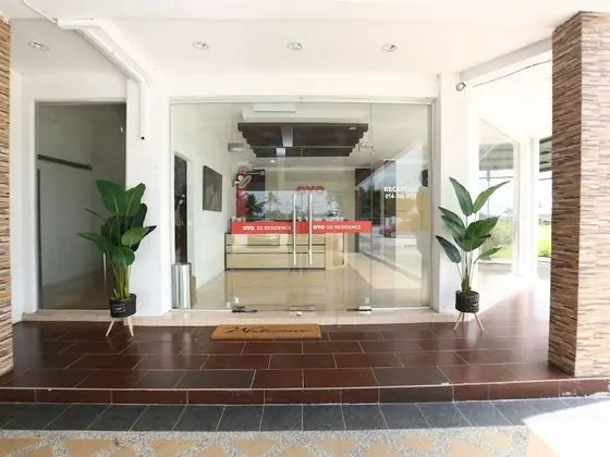 OYO 89888 Dz Residence Guest House - Dış Mekan
