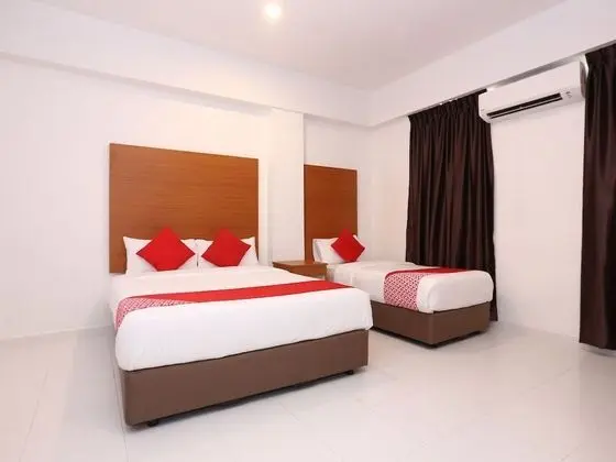 OYO 89888 Dz Residence Guest House - Oda