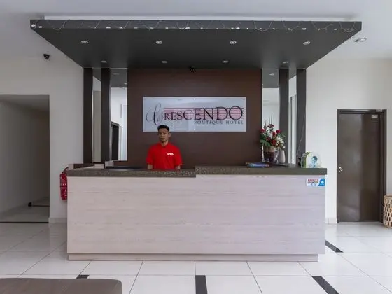 OYO 899 Crescendo Boutique Hotel - Lobi