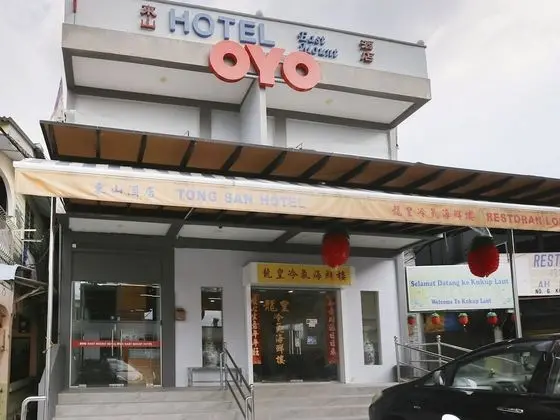 OYO 89915 East Mount Hotel - Dış Mekan