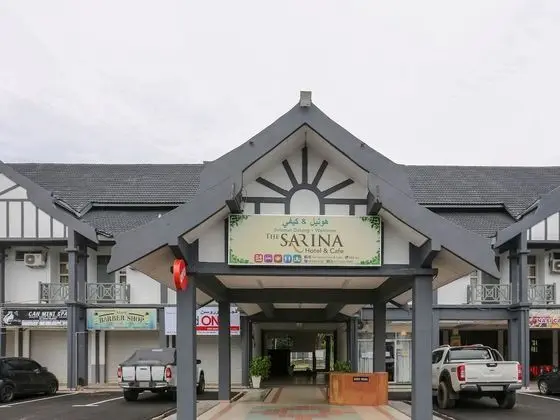 OYO 89922 The Sarina Hotel & Cafe