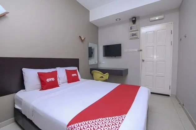 OYO 89959 Nice Stay Three Six Five Services