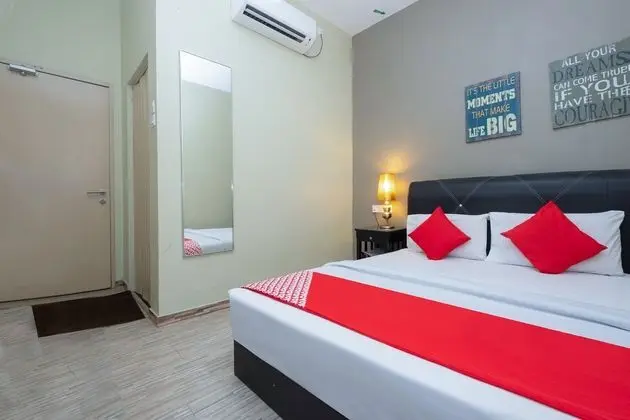 OYO 89981 Nyamanya Hotel